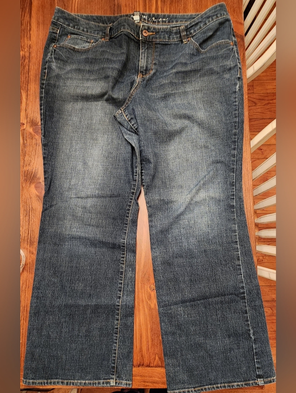 Apt. 9 Size 18W Bootcut Denim Flare Jeans- Maxwell Fit